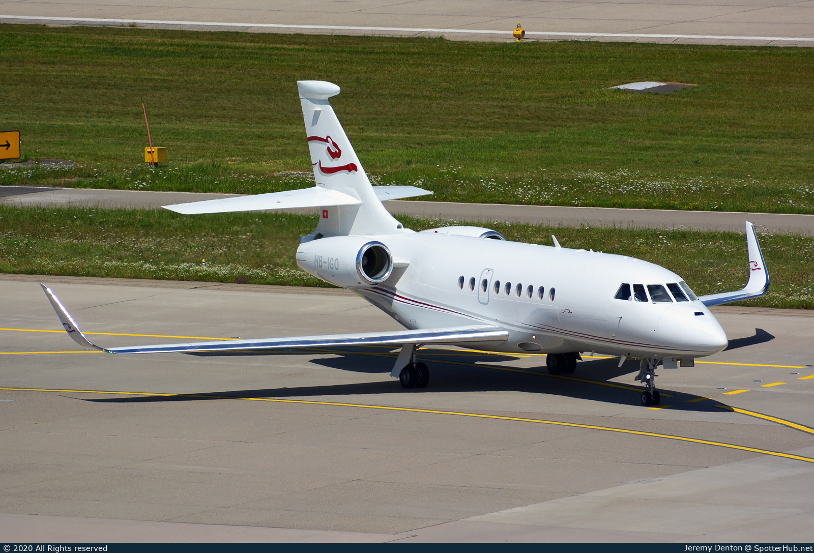Photo of HB-IGO - Dassault Falcon 2000LX operated by Cat Aviation