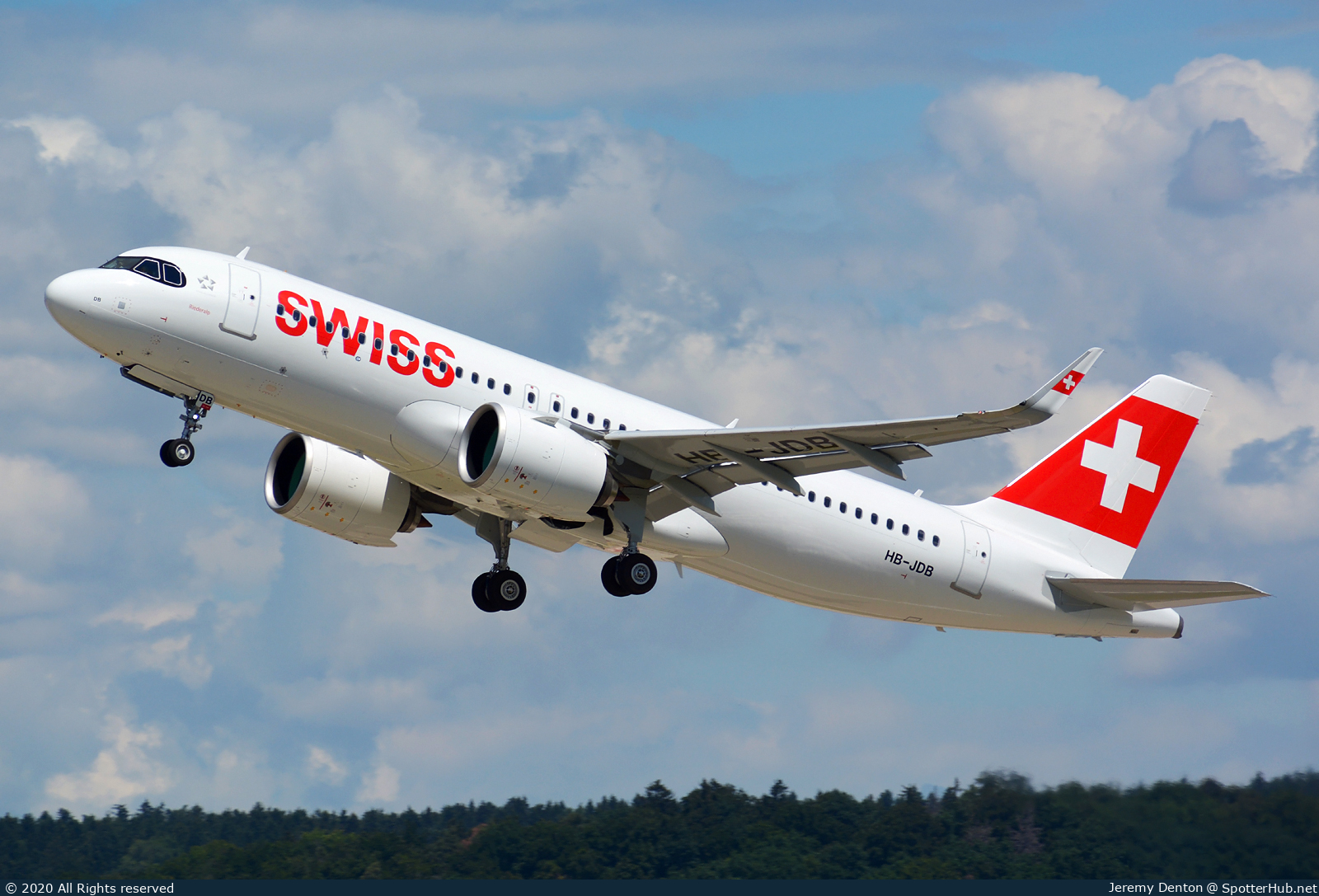 Photo of HB-JDB - Airbus A320-271N operated by Swiss International Air Lines