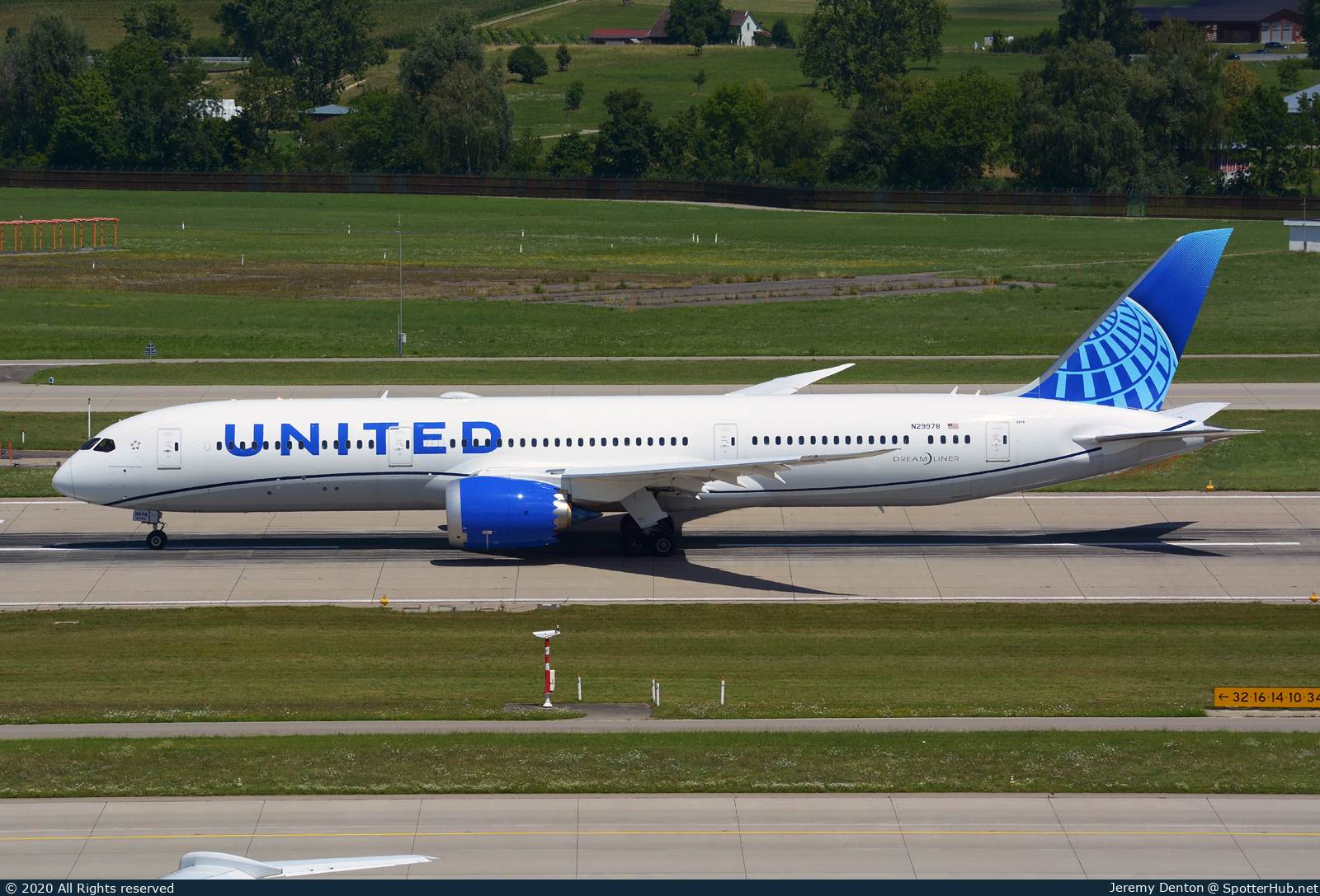 Photo of N29978 - Boeing 787-9 Dreamliner operated by United Airlines