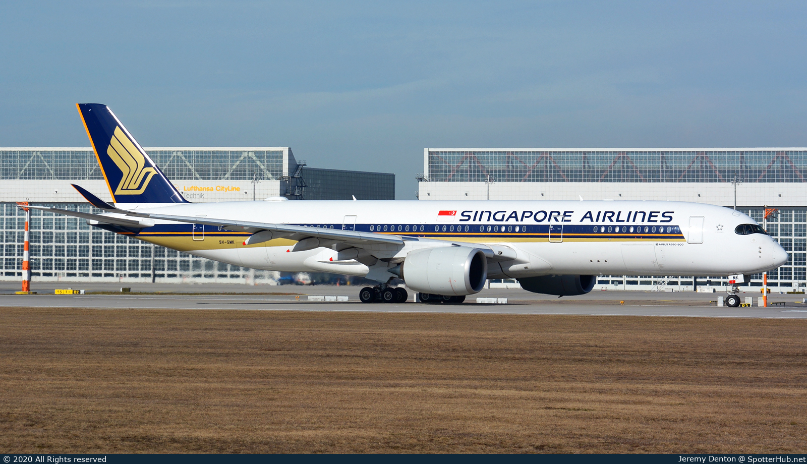 Photo of 9V-SMK - Airbus A350-941 operated by Singapore Airlines