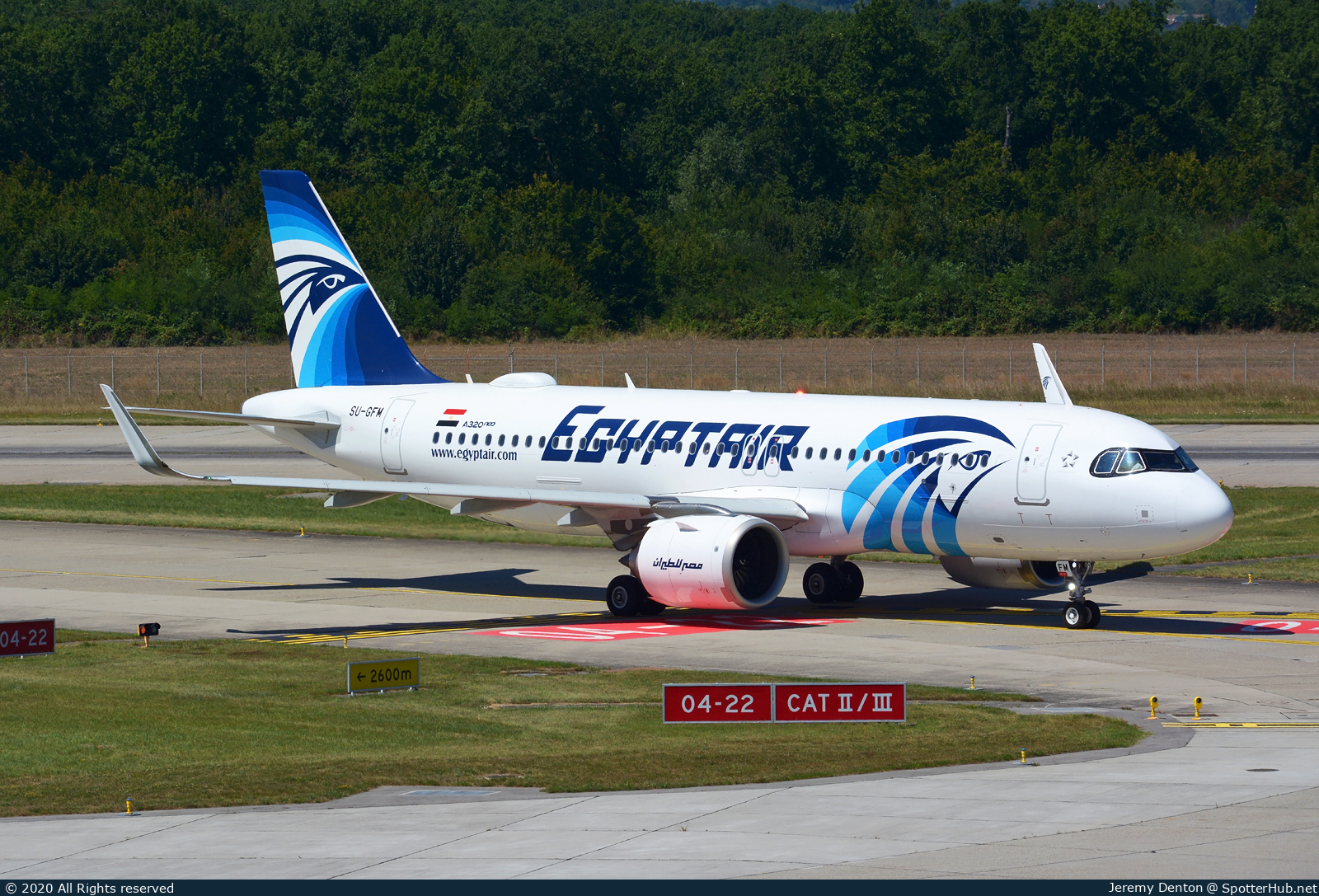 Photo of SU-GFM - Airbus A320-251N operated by Egyptair