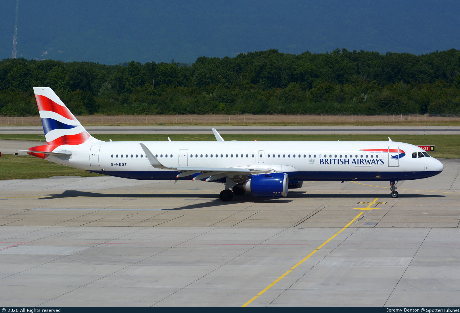 Photo of G-NEOT - Airbus A321-251NX operated by British Airways