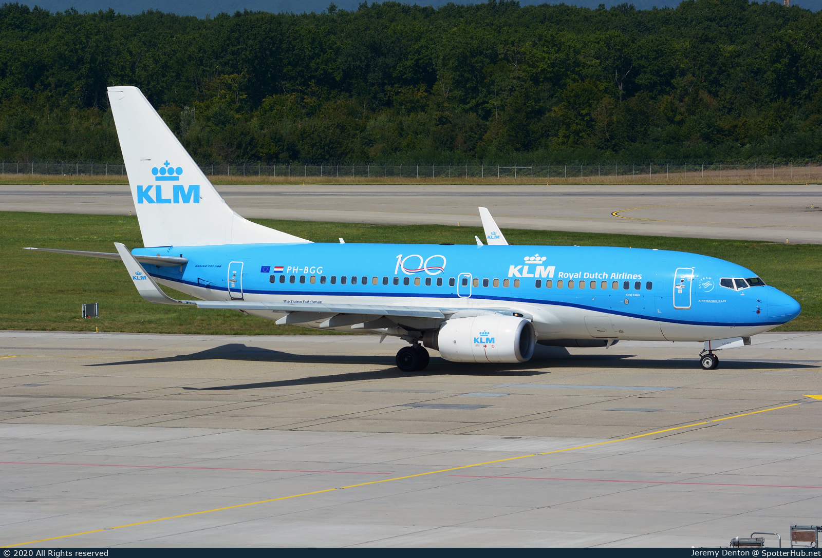 Photo of PH-BGG - Boeing 737-7K2 operated by KLM Royal Dutch Airlines