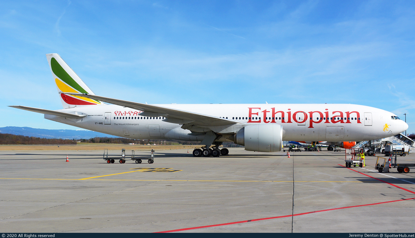 Photo of ET-ANQ - Boeing 777-260(LR) operated by Ethiopian Airlines