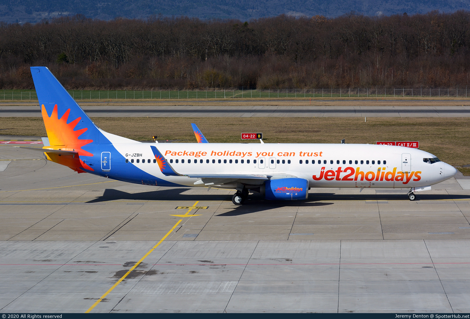 Photo of G-JZBH - Boeing 737-8MG operated by Jet2