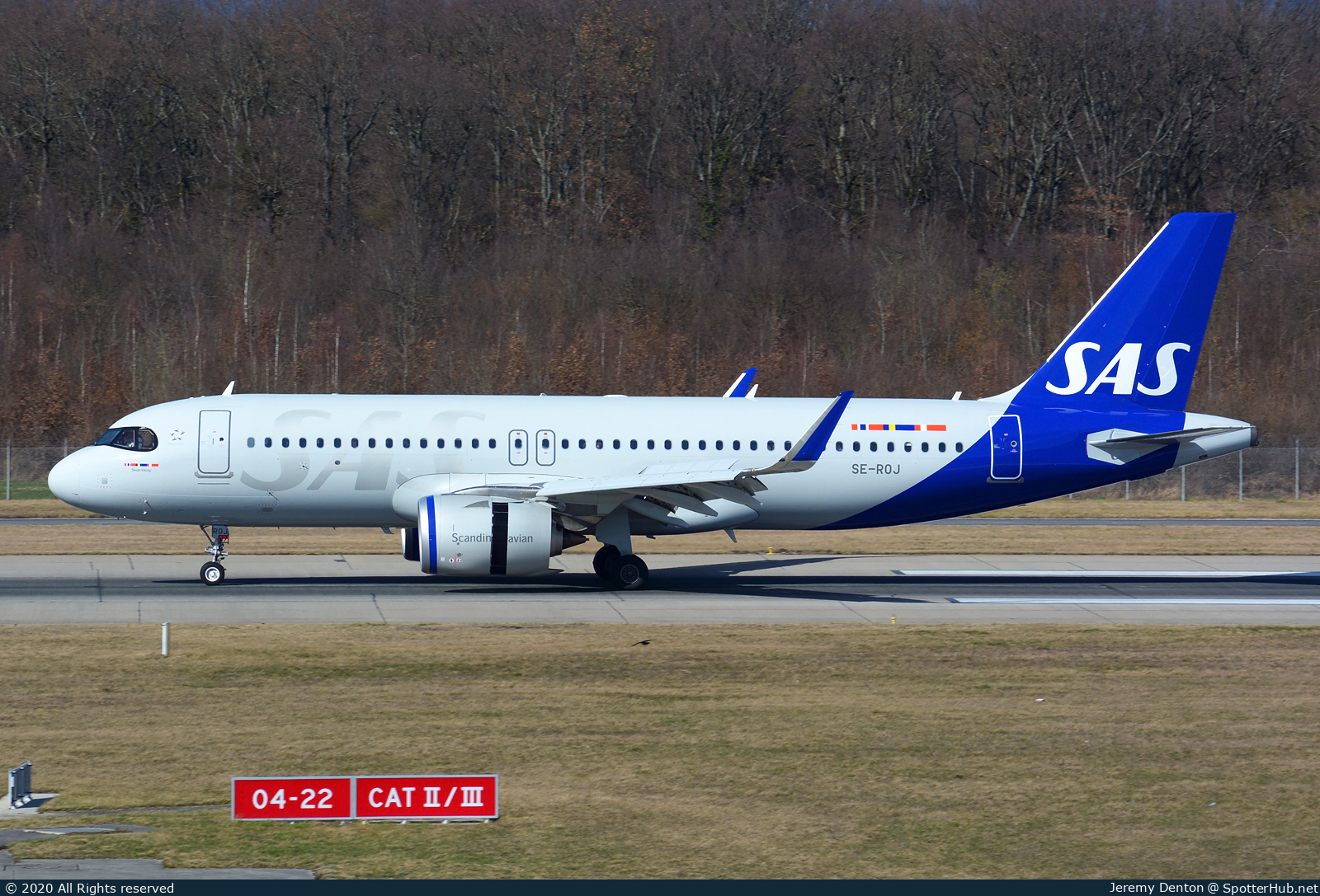 Photo of SE-ROJ - Airbus A320-251N operated by SAS Scandinavian Airlines