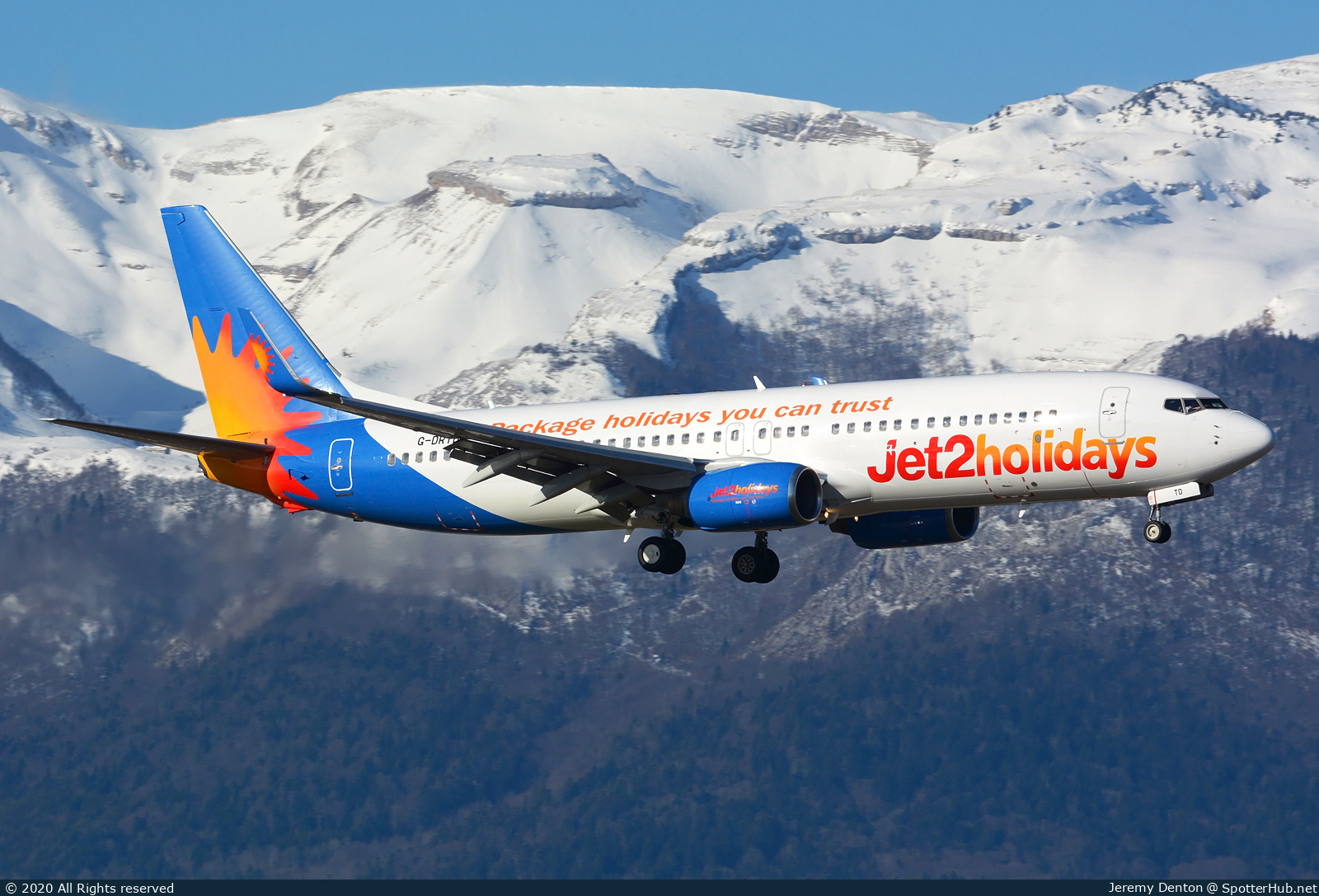 Photo of G-DRTD - Boeing 737-808 operated by Jet2