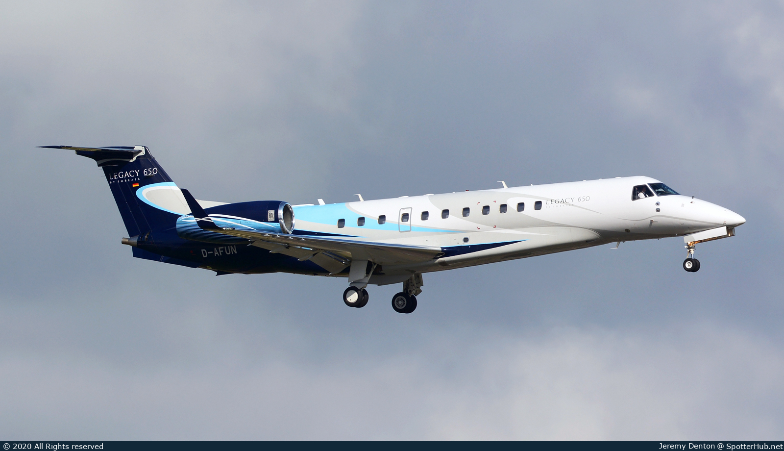 Photo of D-AFUN - Embraer Legacy 650 operated by Air Hamburg