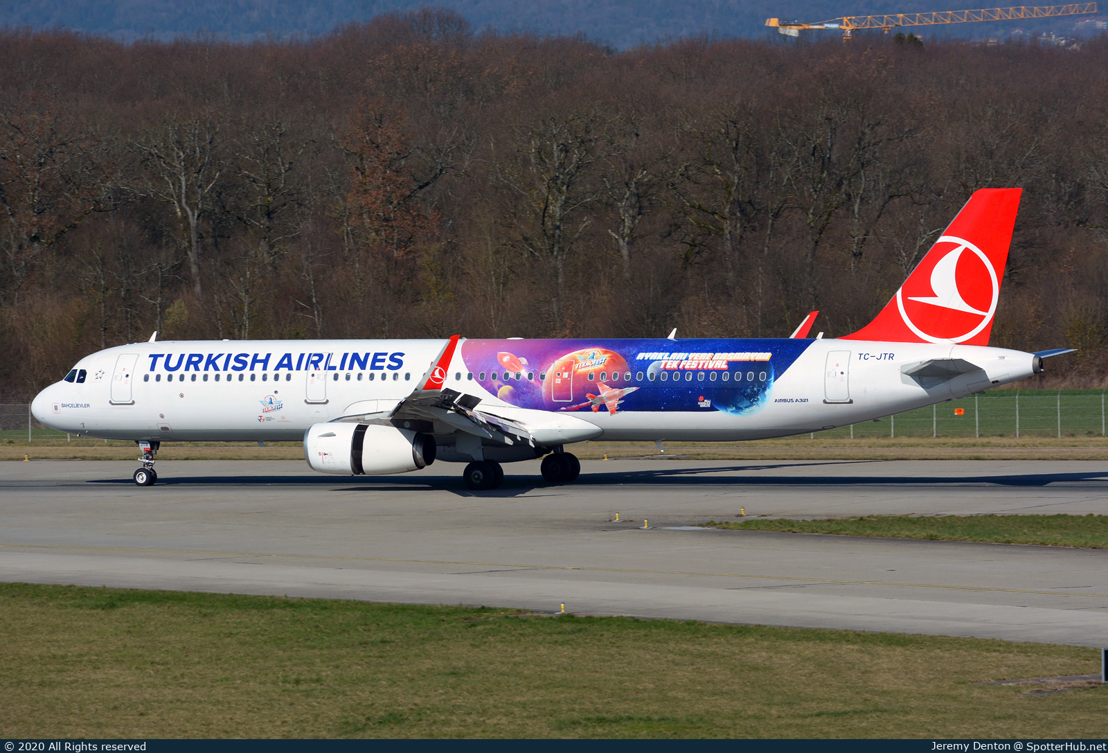 Photo of TC-JTR - Airbus A321-231 operated by Turkish Airlines