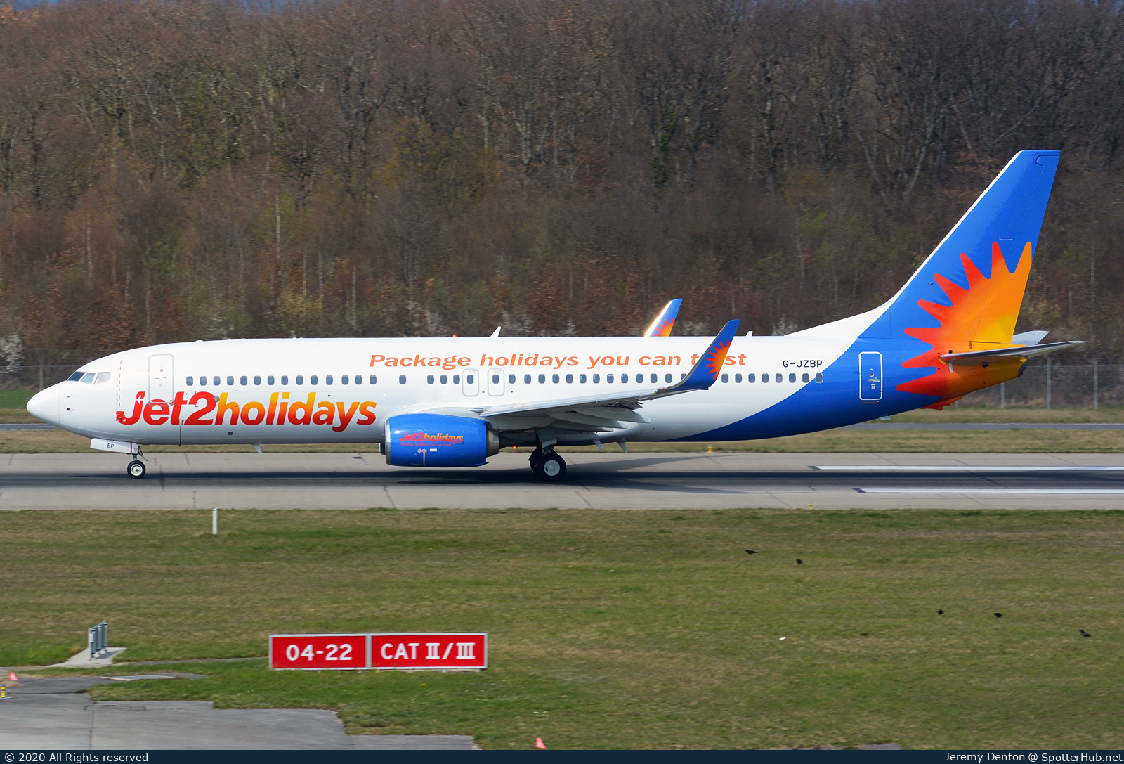 Photo of G-JZBP - Boeing 737-8MG operated by Jet2