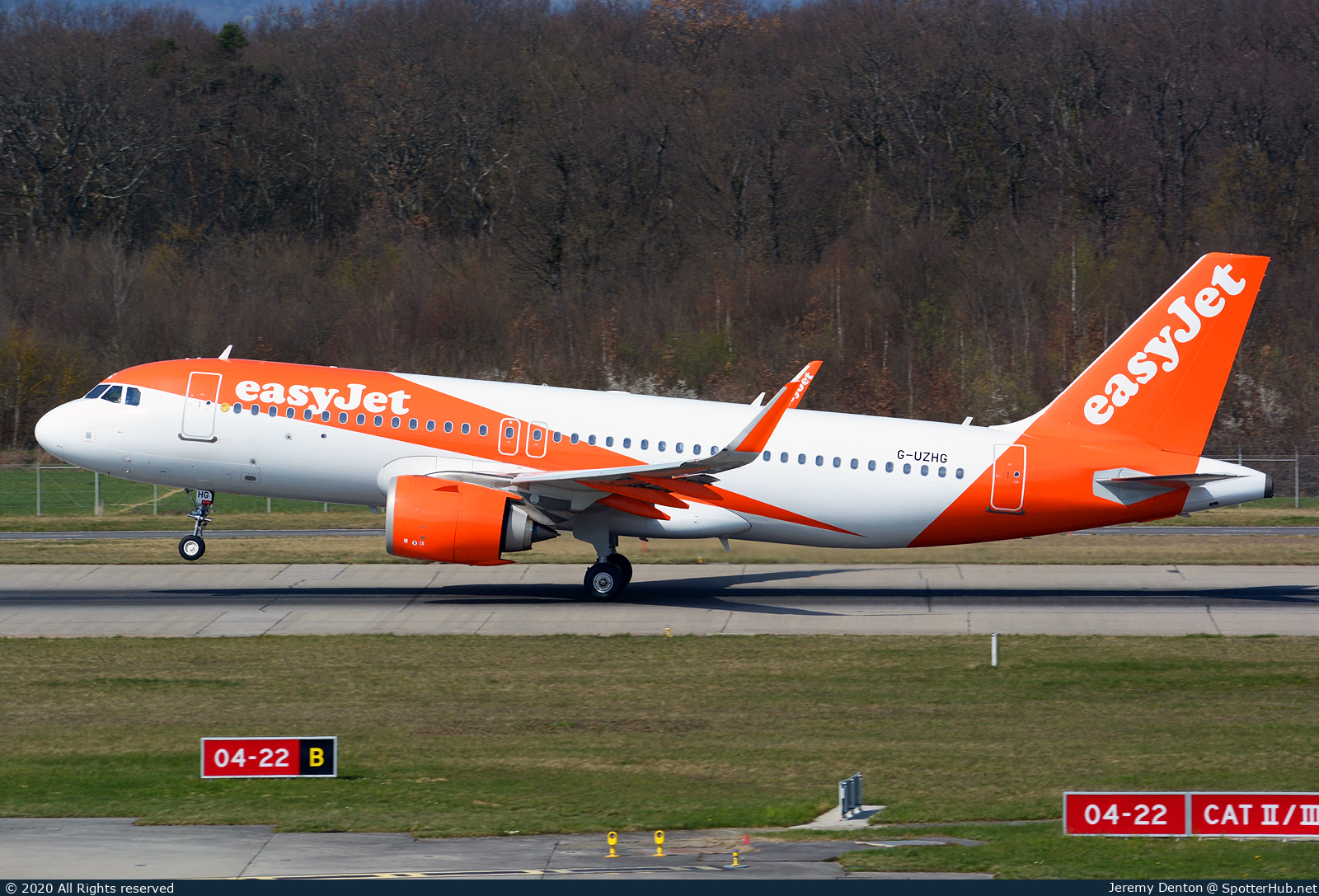 Photo of G-UZHG - Airbus A320-251N operated by easyJet