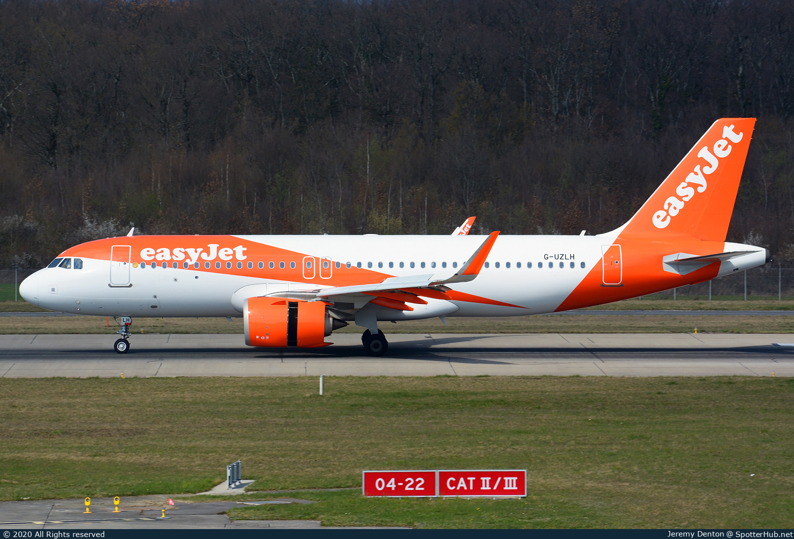 Photo of G-UZLH - Airbus A320-251N operated by easyJet