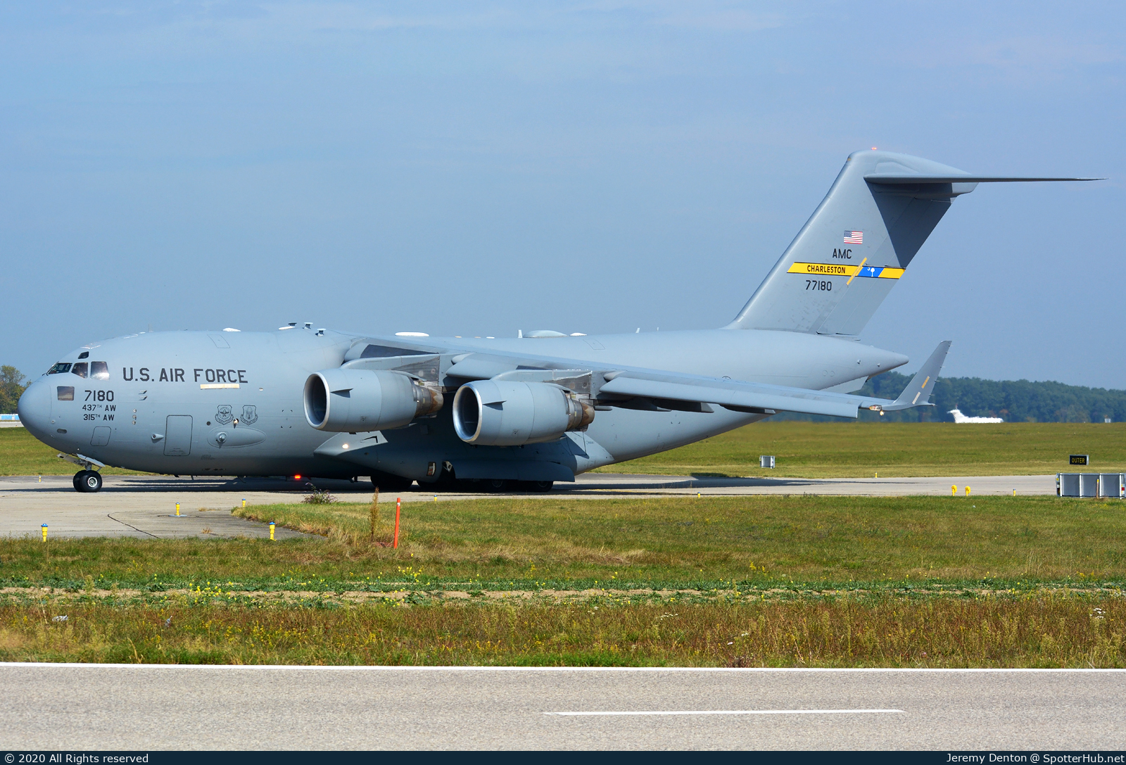 Photo of 07-7180 - Boeing C-17A Globemaster III operated by US Air Force