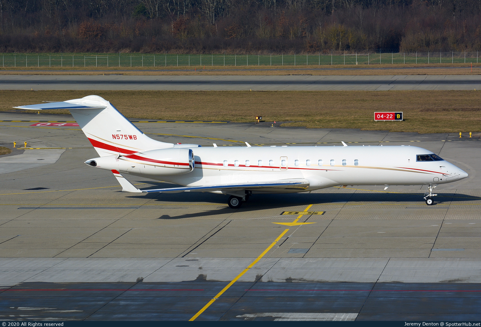 Photo of N575WB - Bombardier Global Express operated by Boich Companies
