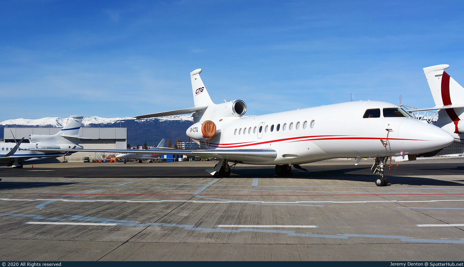 Photo of VP-CTG - Dassault Falcon 7X operated by HK Bellawings Jet