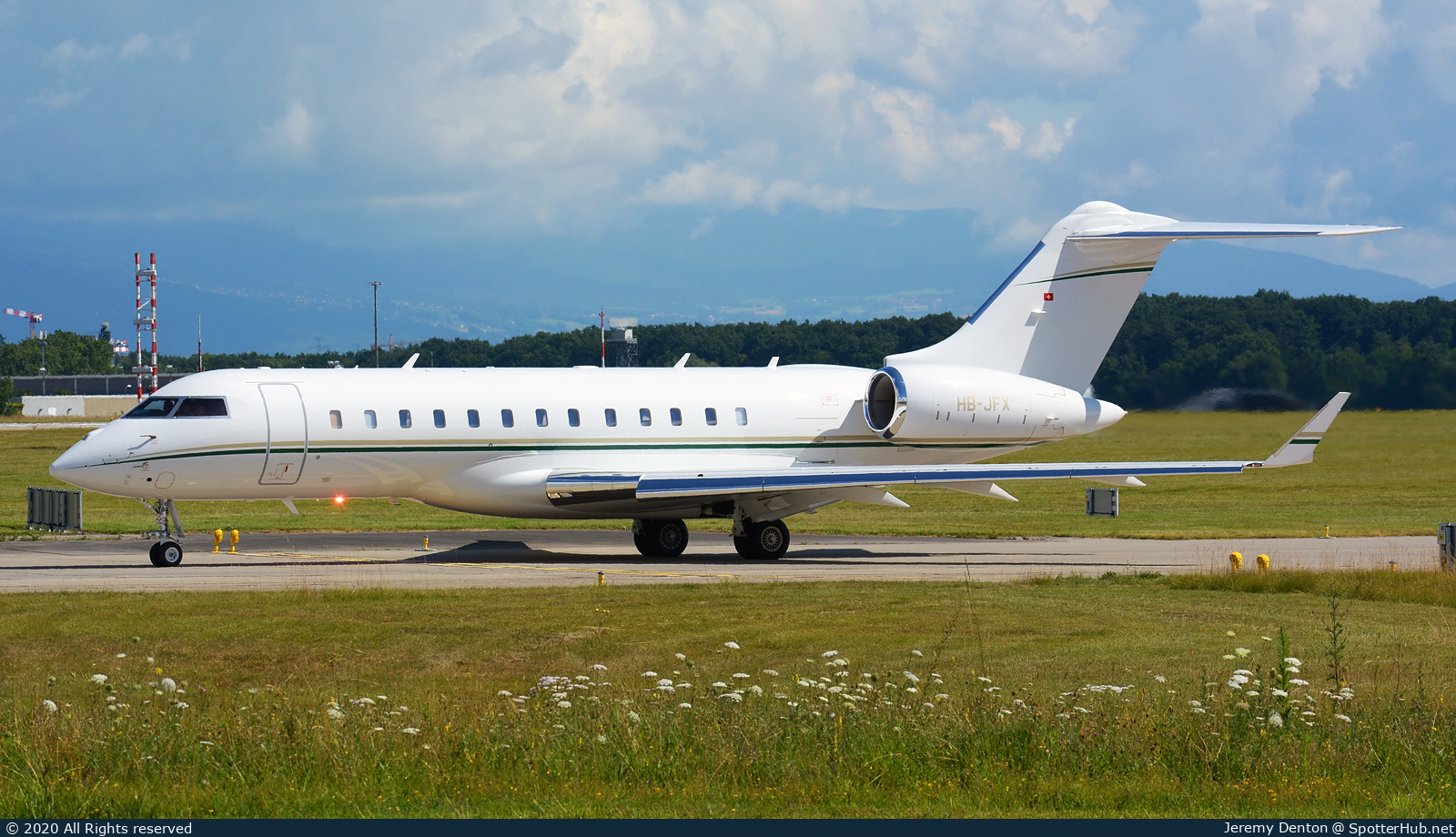 Photo of HB-JFX - Bombardier Global 6000 operated by Air King Jet