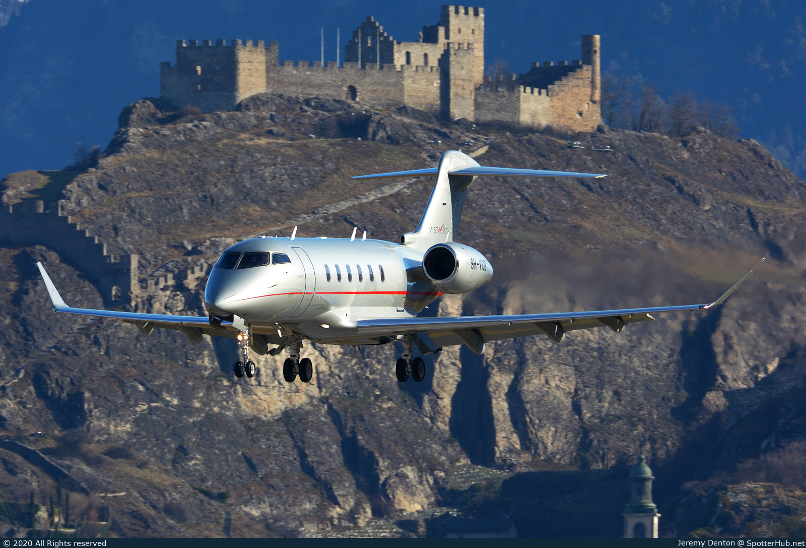 Photo of 9H-VCB - Bombardier Challenger 350 operated by VistaJet