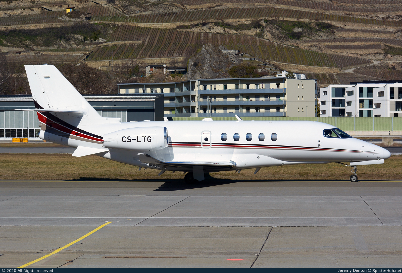 Photo of CS-LTG - Cessna 680A Citation Latitude operated by NetJets Europe