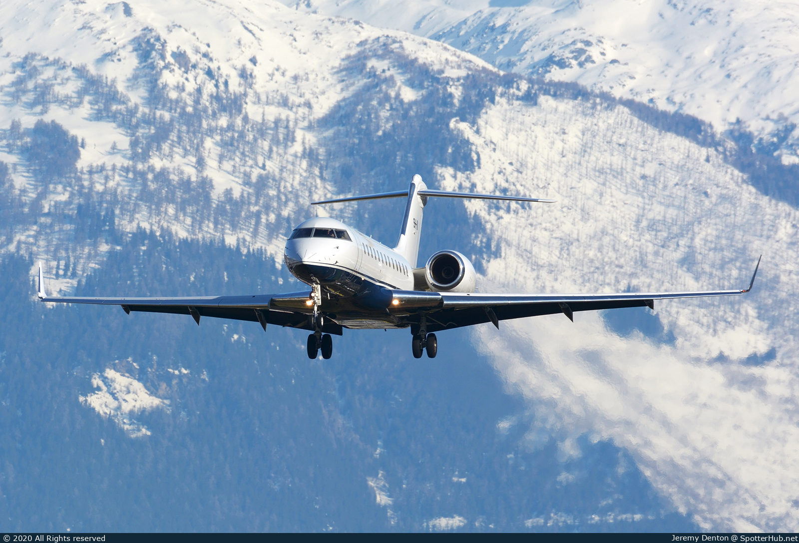 Photo of 9H-III - Bombardier Global Express operated by Albinati Aviation
