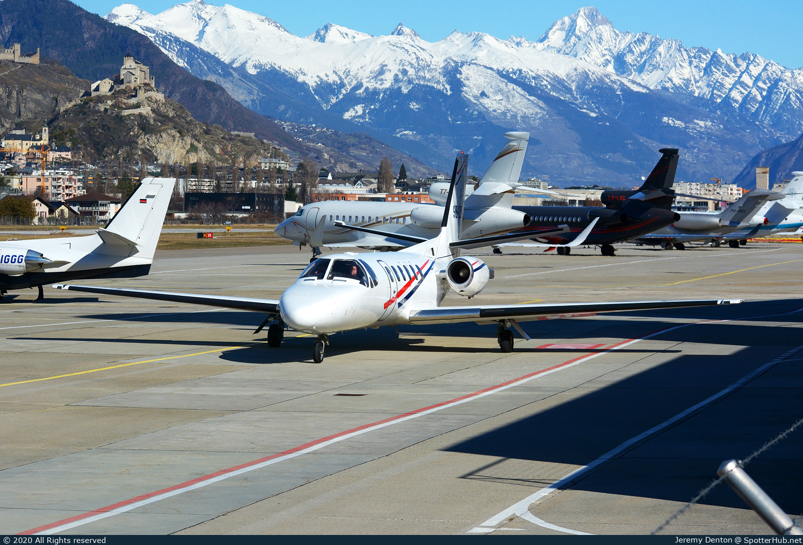 Photo of 9H-LEO - Cessna 550 Citation II operated by PHS Aviation