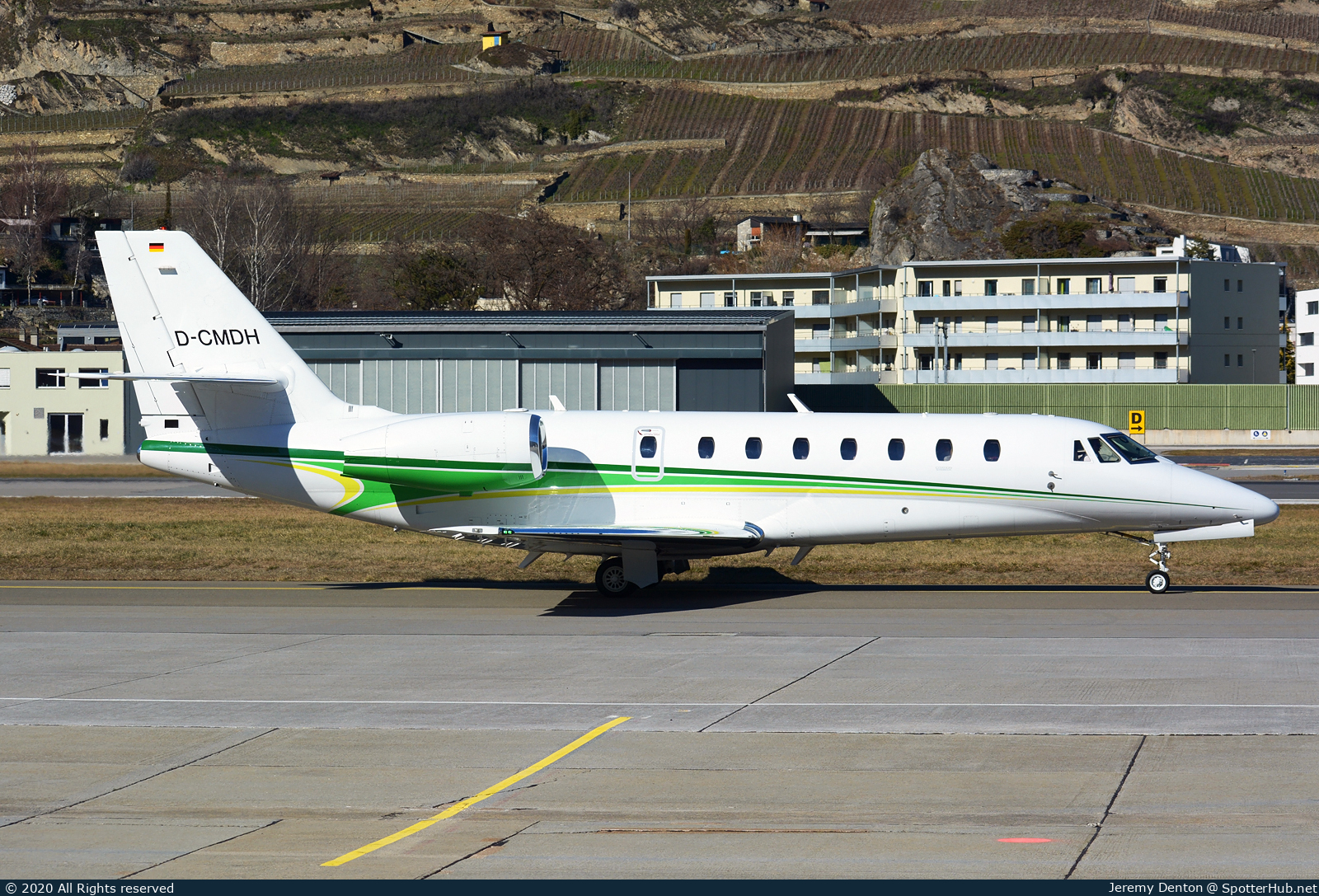 Photo of D-CMDH - Cessna 680 Citation Sovereign operated by E-Aviation