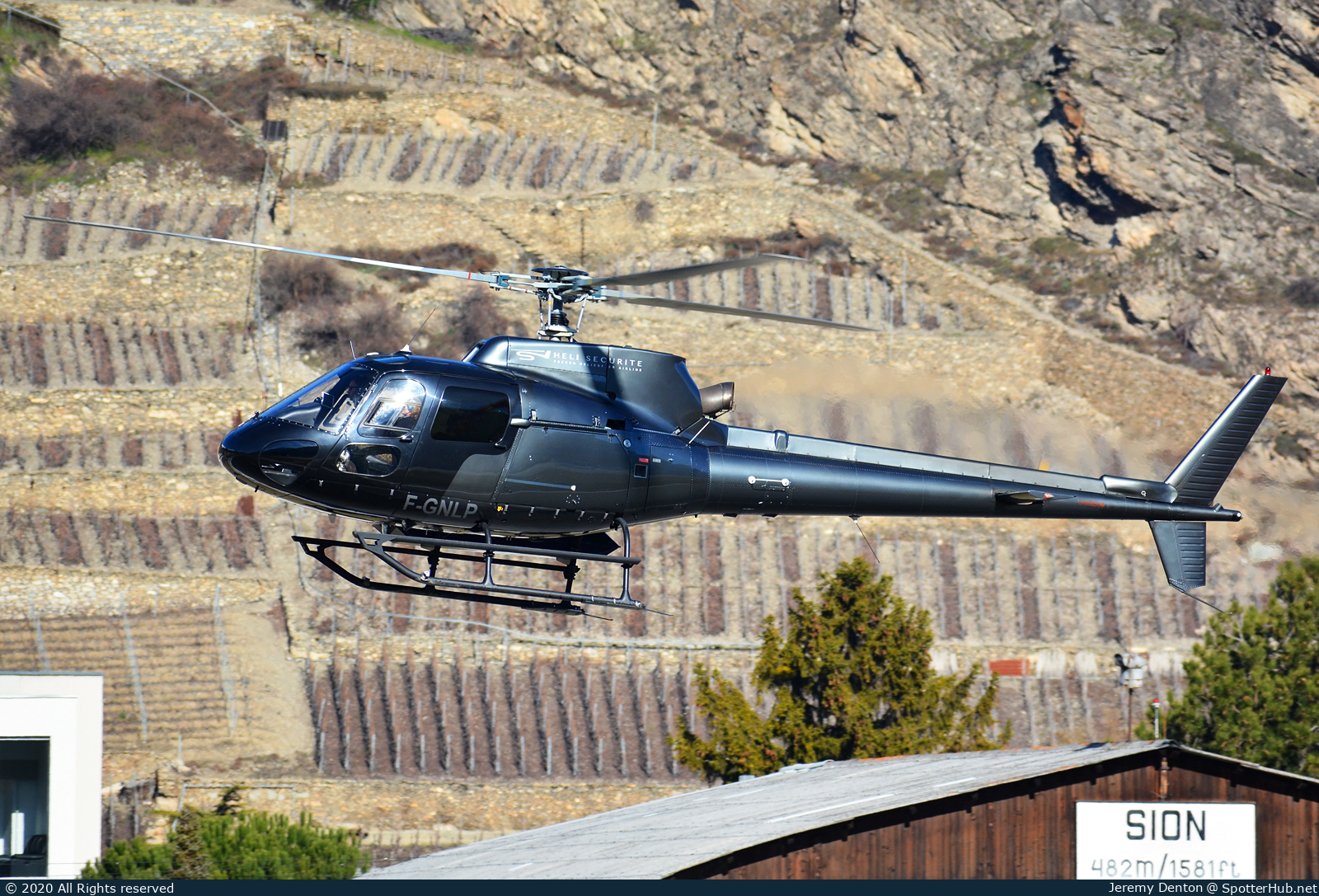 Photo of F-GNLP - Aérospatiale AS350B Écureuil operated by Heli Securité