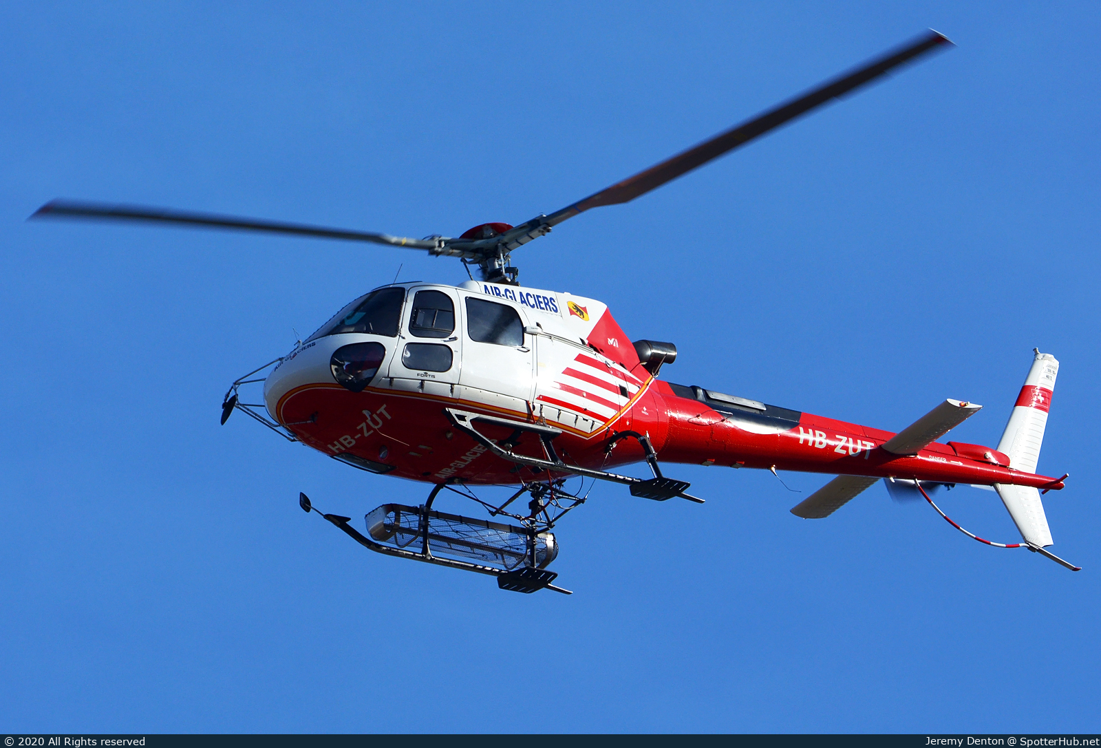 Photo of HB-ZUT - Aérospatiale AS350B3 Écureuil operated by Air Glaciers