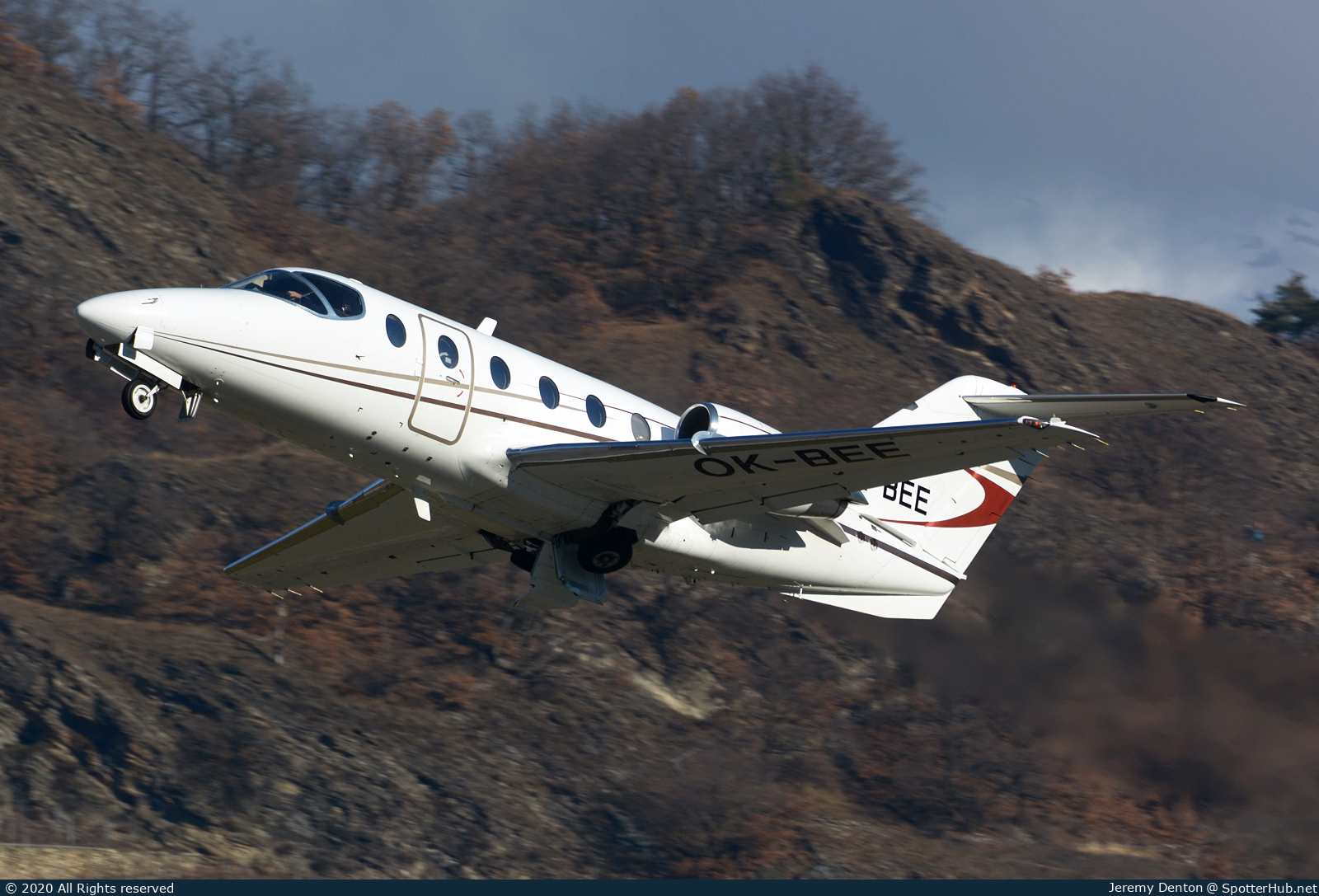 Photo of OK-BEE - Hawker Beechcraft 400A operated by JetBee Czech