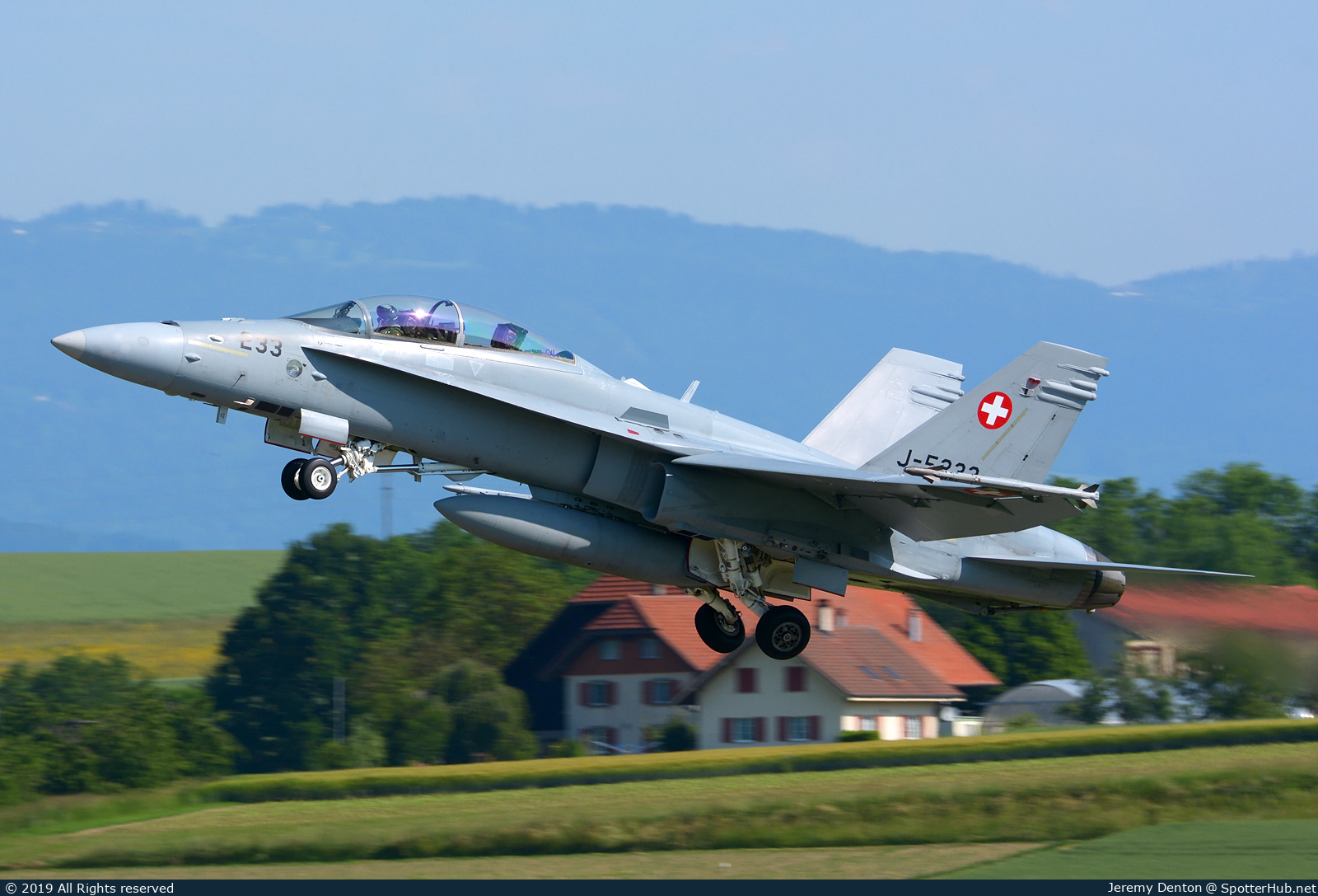 Photo of J-5233 - McDonnell Douglas F/A-18D Hornet operated by Swiss Air Force