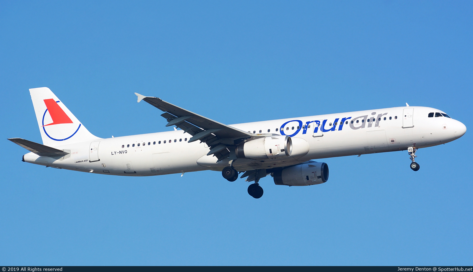 Photo of LY-NVQ - Airbus A321-231 operated by Onur Air (opb Avion Express)