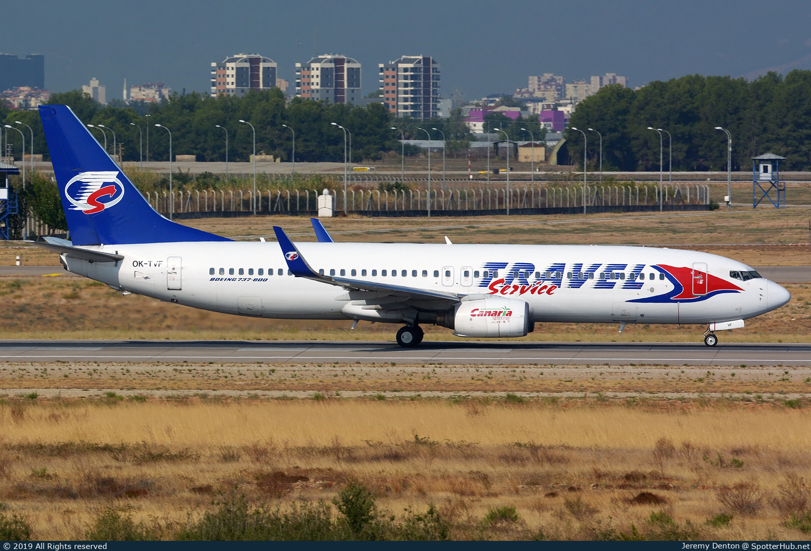 Photo of OK-TVF - Boeing 737-8FH operated by Travel Service