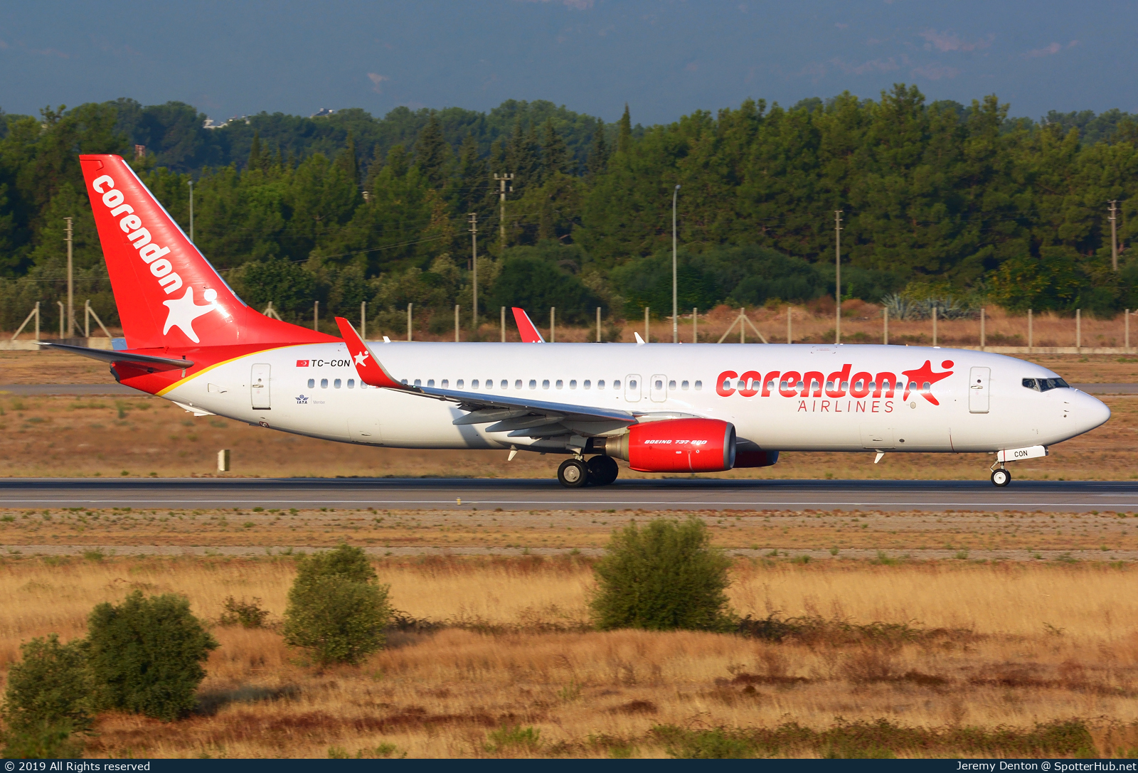 Photo of TC-CON - Boeing 737-81D operated by Corendon Airlines
