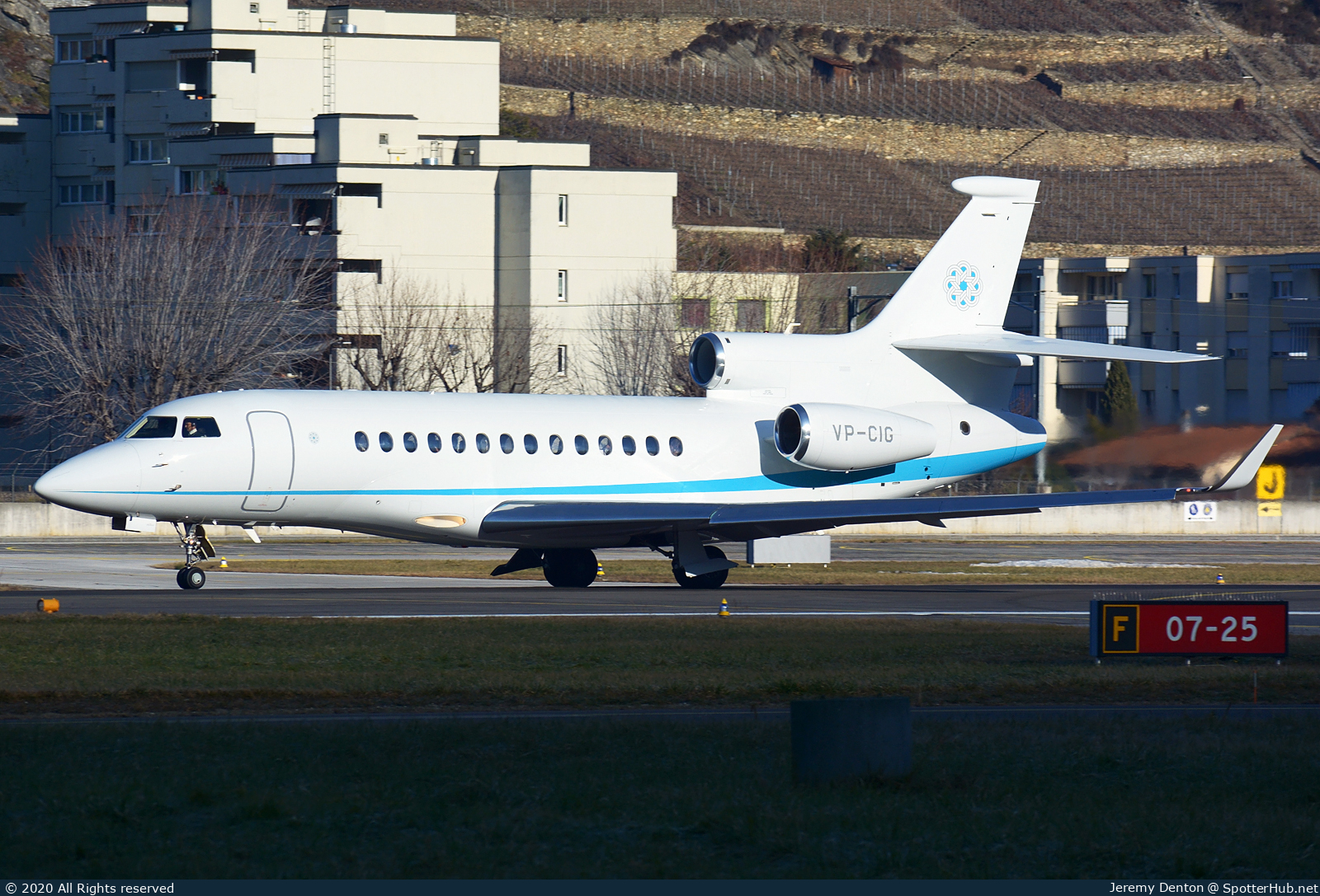Photo of VP-CIG - Dassault Falcon 7X operated by Private