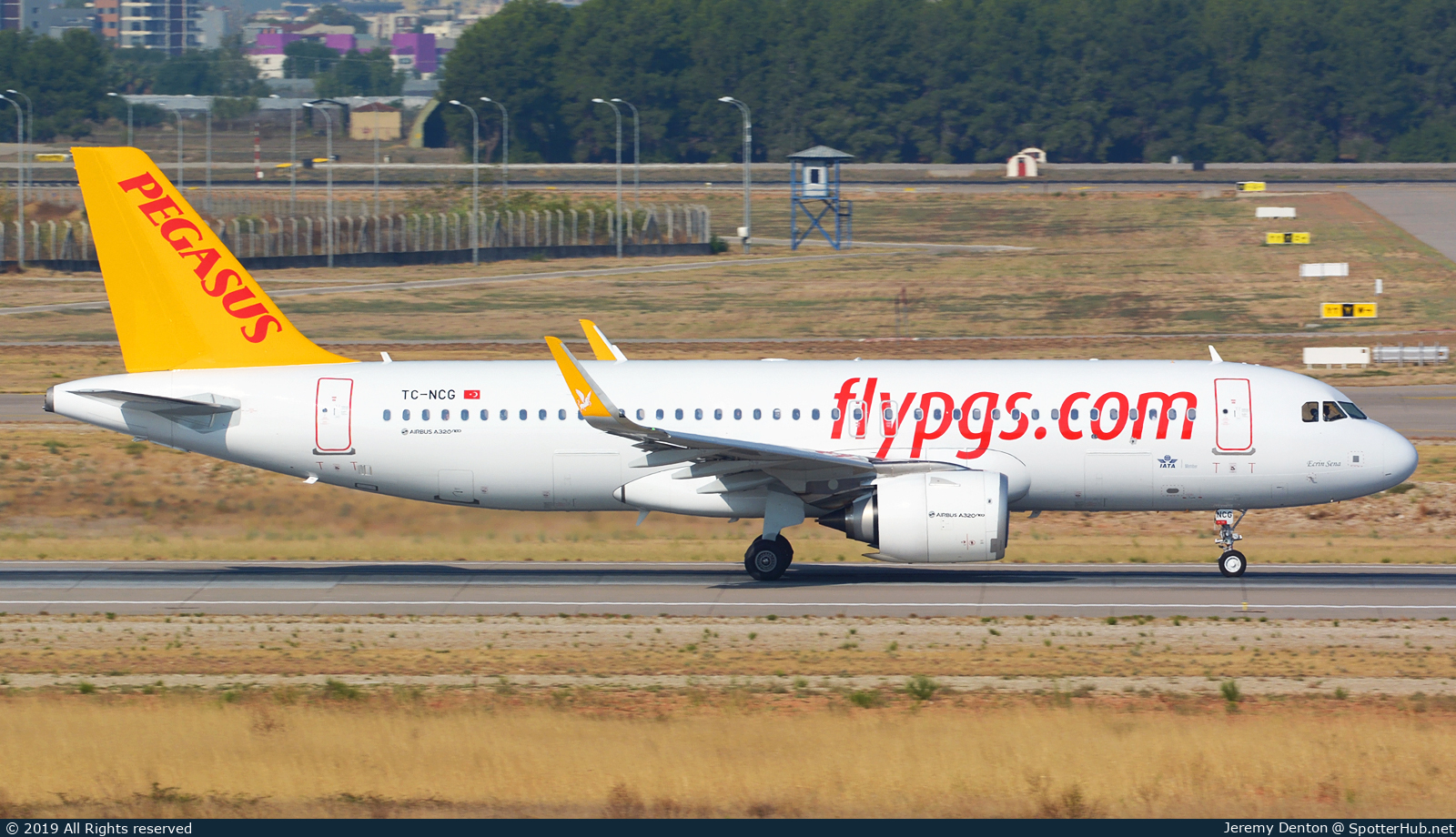 Photo of TC-NCG - Airbus A320-251N operated by Pegasus Airlines