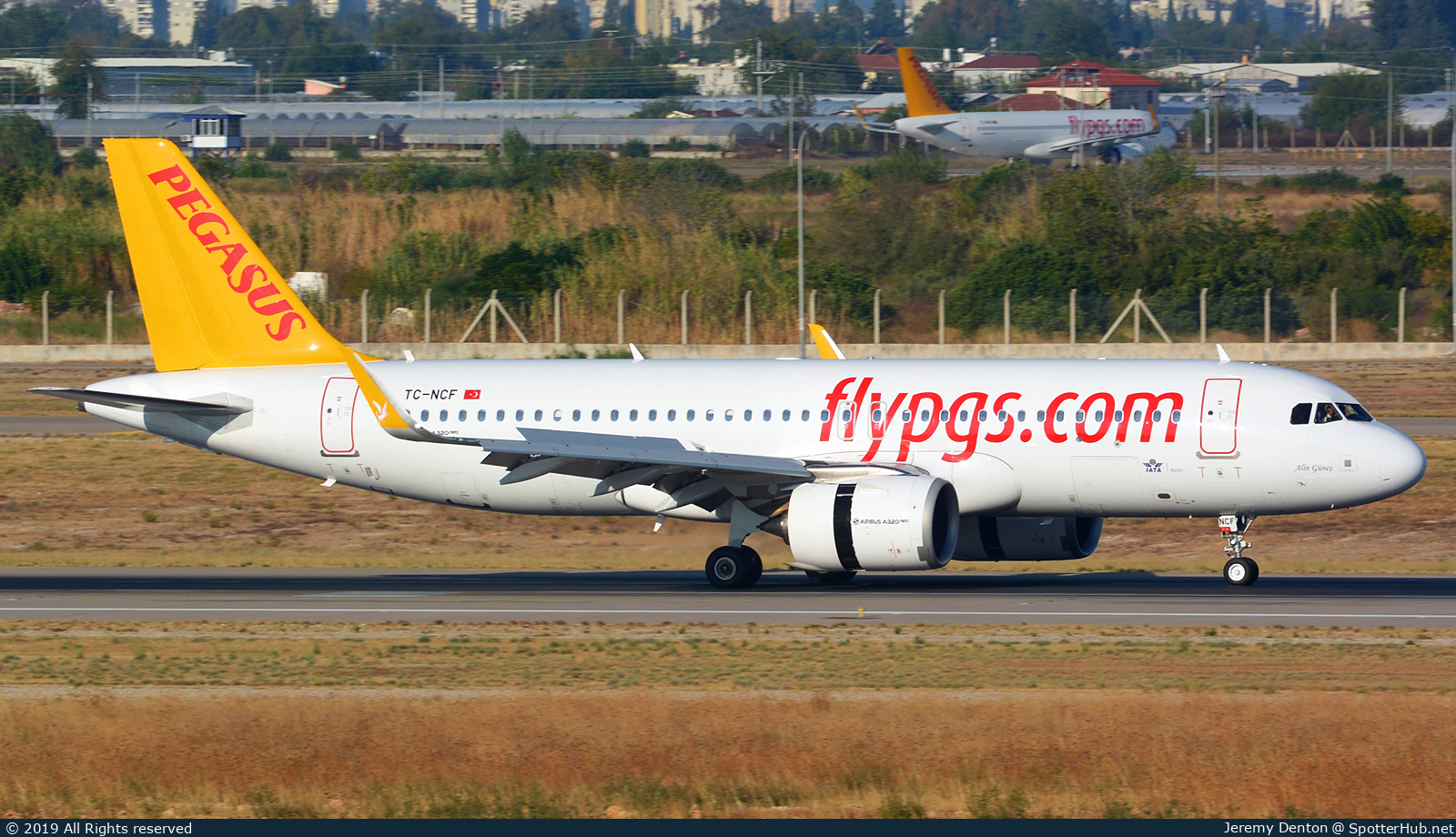 Photo of TC-NCF - Airbus A320-251N operated by Pegasus Airlines