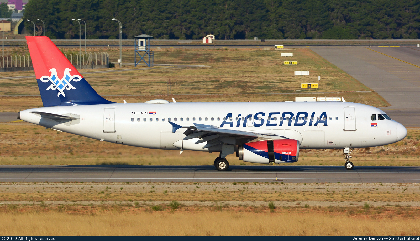 Photo of YU-API - Airbus A319-132 operated by Air Serbia