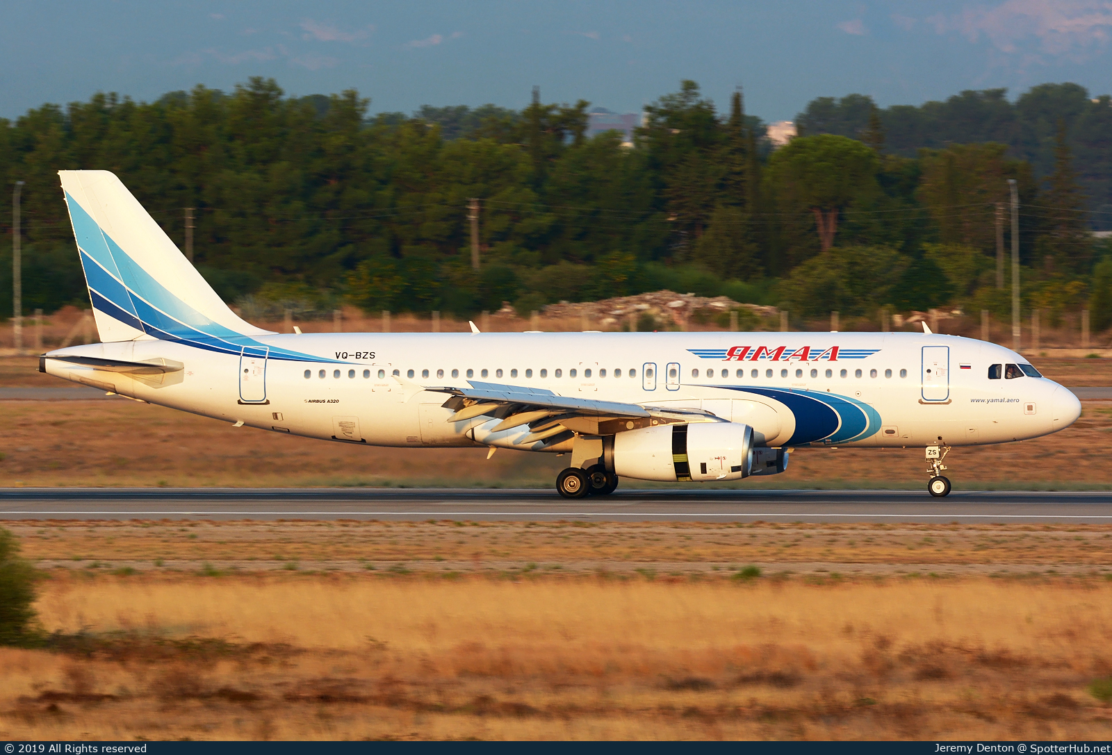 Photo of VQ-BZS - Airbus A320-232 operated by Yamal Airlines