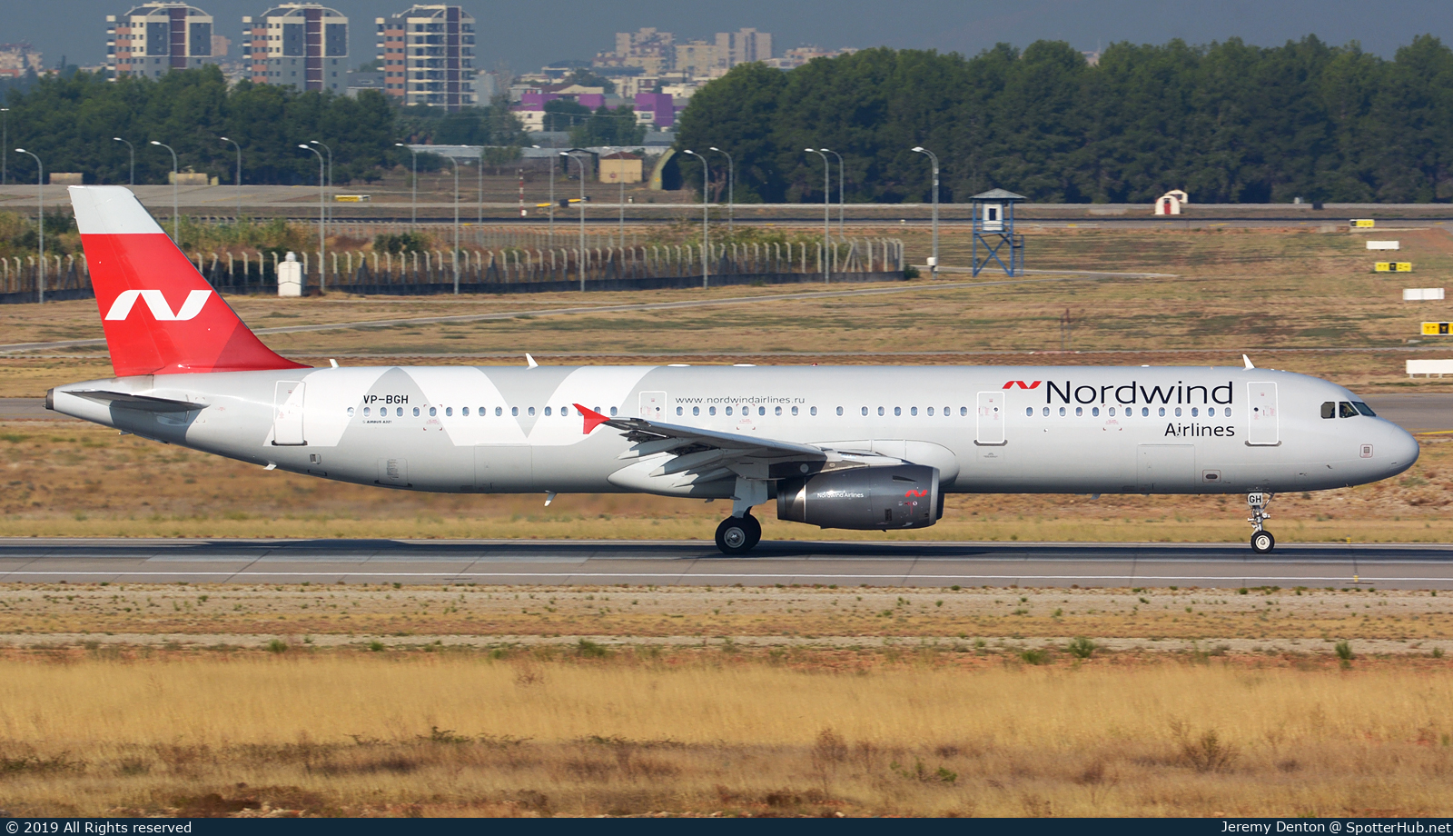 Photo of VP-BGH - Airbus A321-232 operated by Nordwind Airlines