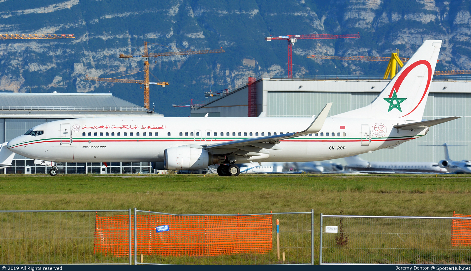 Photo of CN-ROP - Boeing 737-8B6 operated by Royal Air Maroc