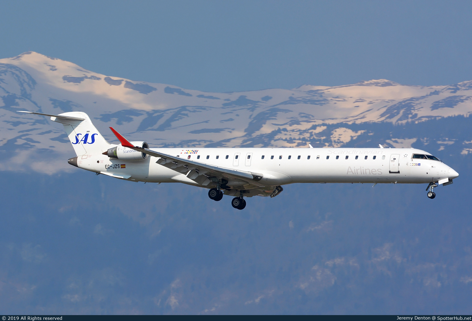 Photo of EC-JZS - Bombardier CRJ-900ER operated by SAS Scandinavian Airlines (opb Air Nostrum)