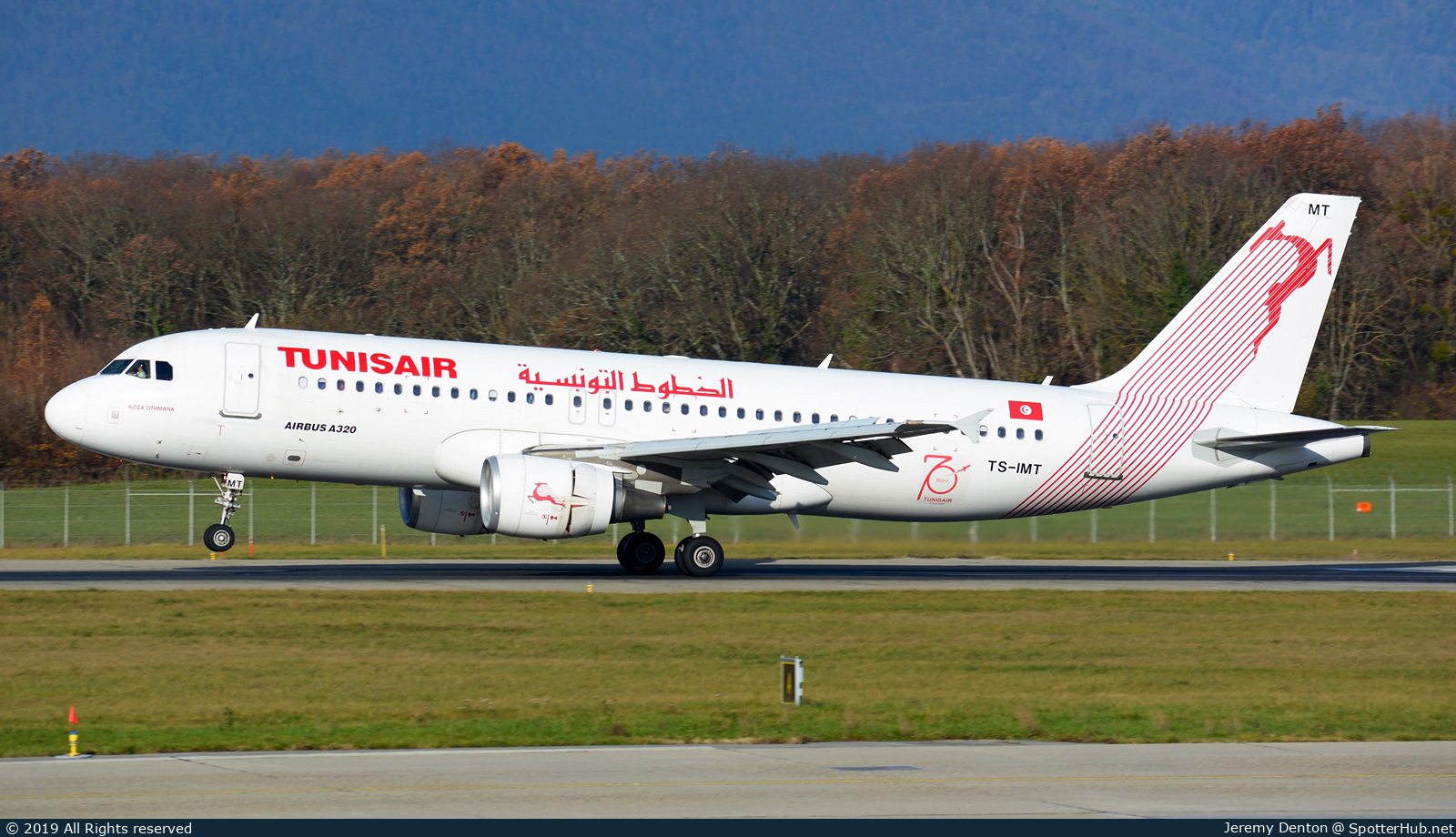 Photo of TS-IMT - Airbus A320-214 operated by Tunisair