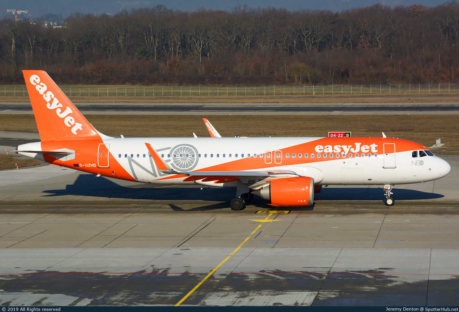 Photo of G-UZHD - Airbus A320-251N operated by easyJet
