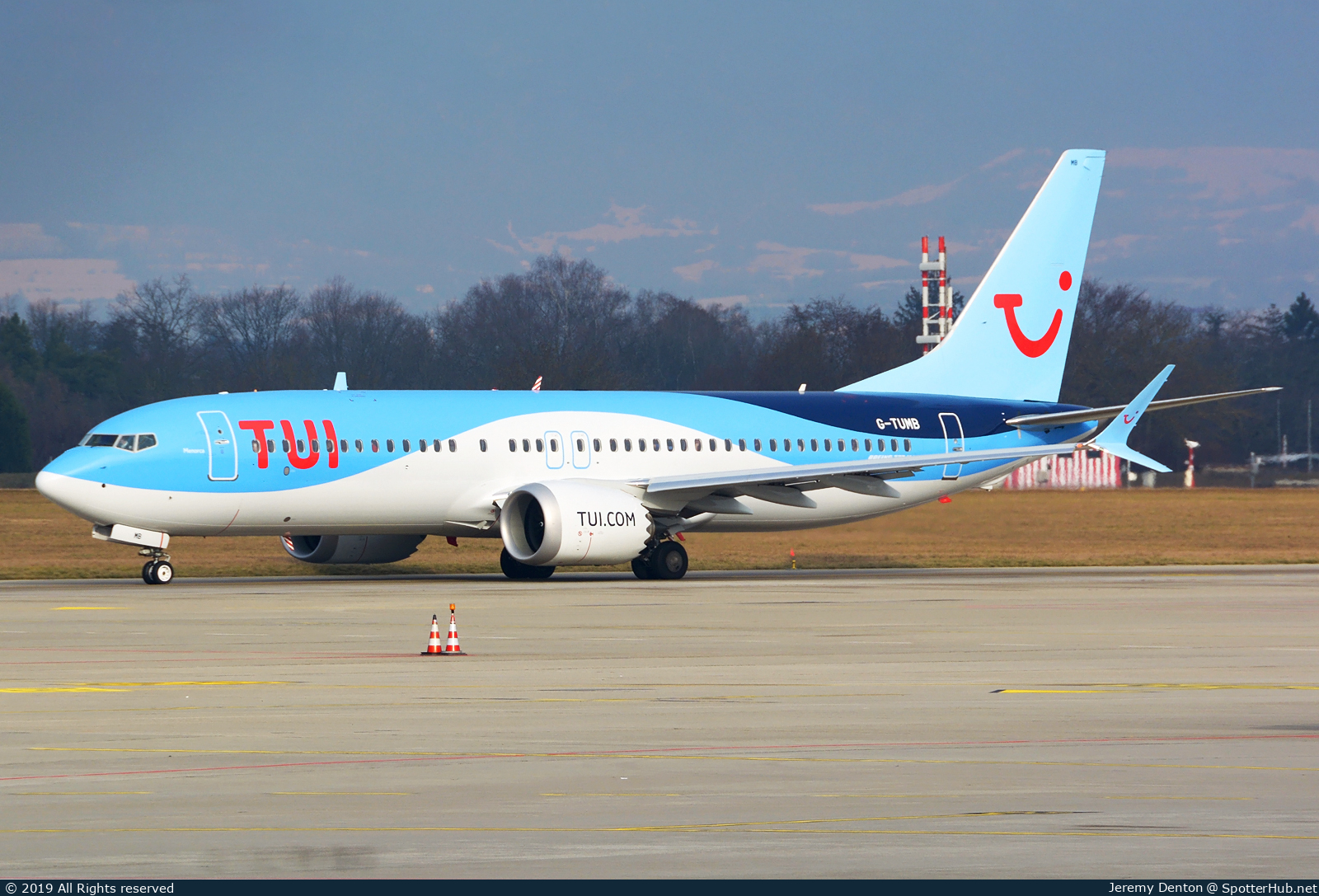 Photo of G-TUMB - Boeing 737 MAX 8 operated by TUI Airways