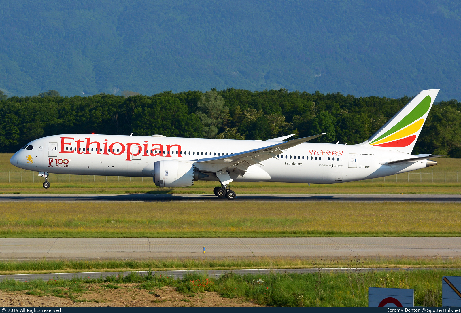 Photo of ET-AUQ - Boeing 787-9 Dreamliner operated by Ethiopian Airlines
