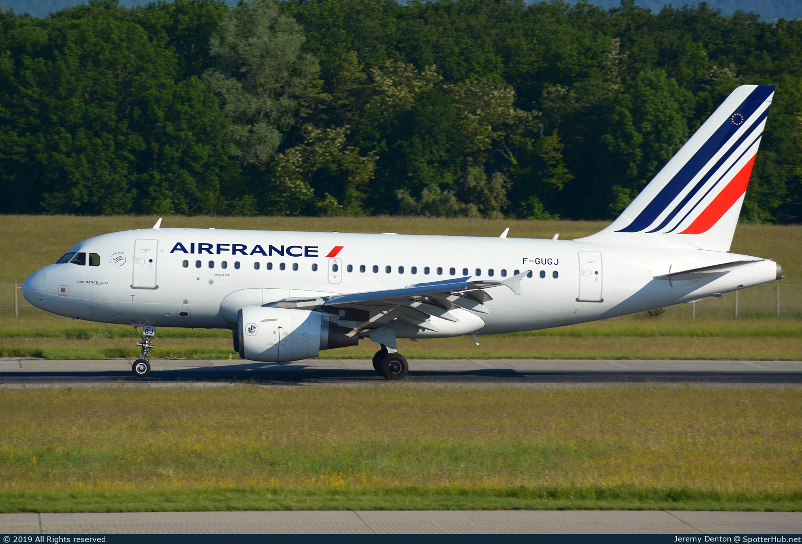 Photo of F-GUGJ - Airbus A318-111 operated by Air France