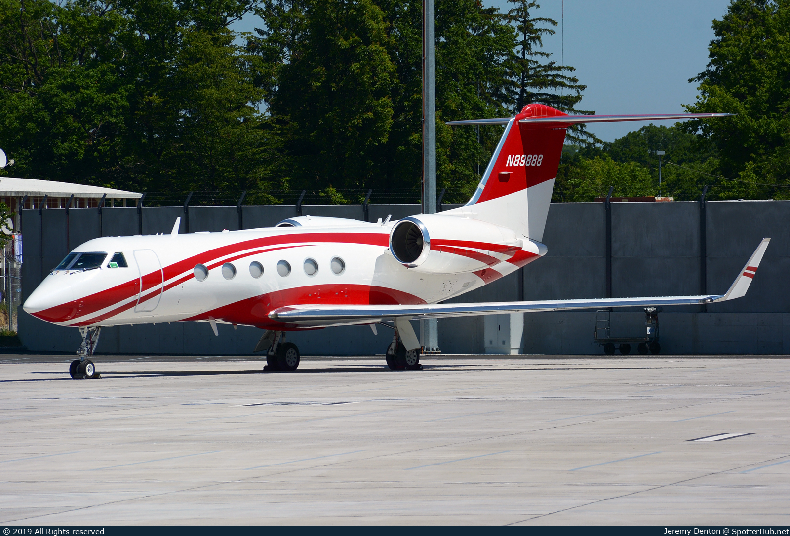 Photo of N89888 - Gulfstream GIV-SP operated by Prime Jet