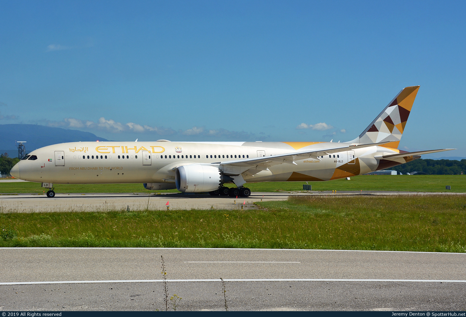 Photo of A6-BLD - Boeing 787-9 Dreamliner operated by Etihad Airways