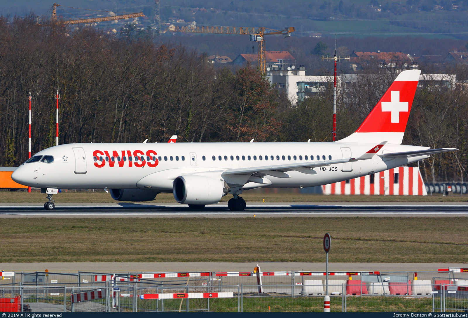 Photo of HB-JCS - Airbus A220-300 operated by Swiss International Air Lines