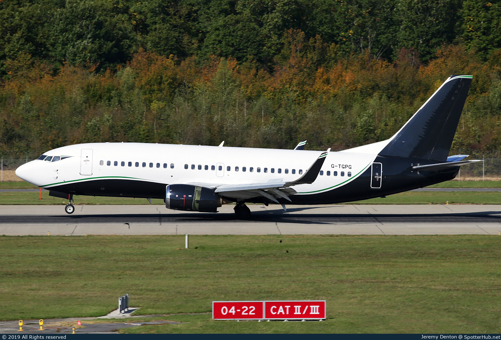 Photo of G-TGPG - Boeing 737-3Y0 operated by 2Excel Aviation