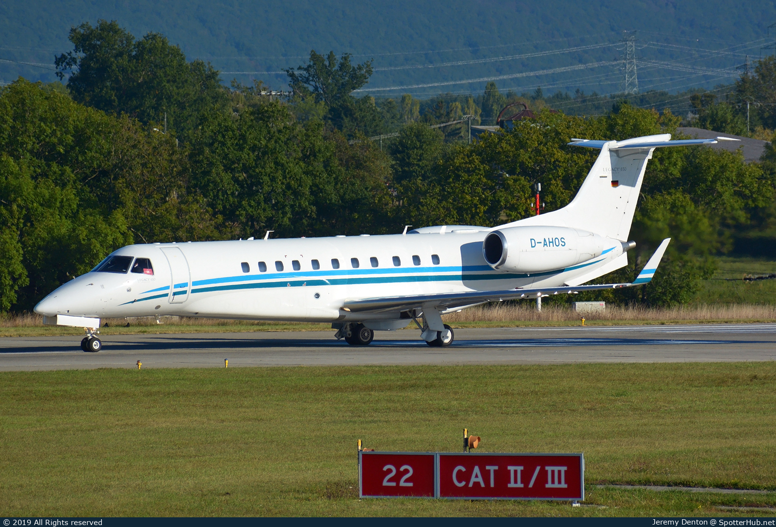 Photo of D-AHOS - Embraer Legacy 650 operated by Air Hamburg